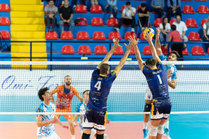 Palmi a muro su Mazzone