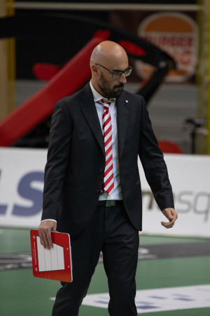 Allenatore Kemas