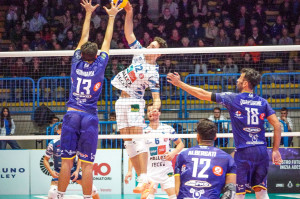Mozzato attacca al centro