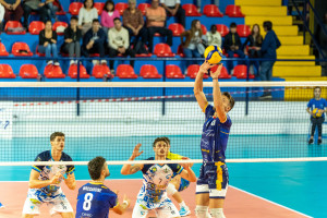 Cottarelli in palleggio