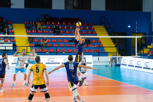 Cottarelli in palleggio