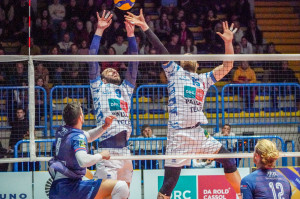 Bisi e Antonaci a muro