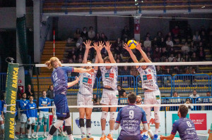 Maletti in attacco