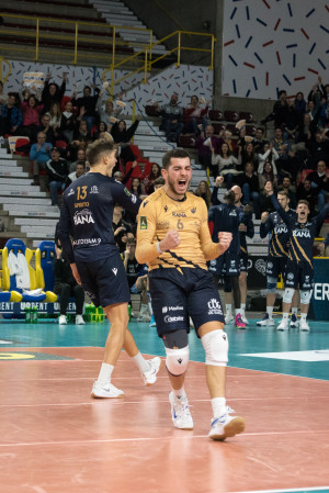 D'Amico festeggia un punto
