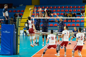 Fioretti tenta il pallonetto