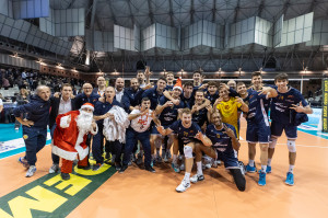 I giocatori di Ravenna esultano a fine partita