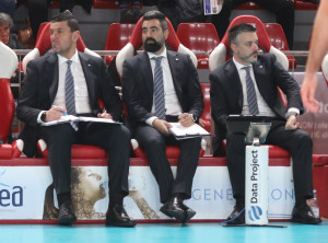 Staff Lube secondo allenatore Romano Giannini con Enrico Massaccesi e Matteo Carancini