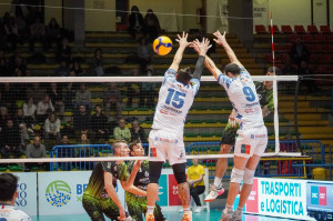 Antonaci e Bisi a muro