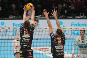 Semeniuk a muro contro Reggers