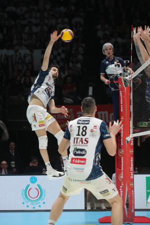 Lavia in attacco