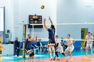 Cottarelli in palleggio