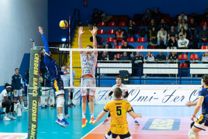 Carbone attacca
