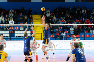 Cottarelli in palleggio
