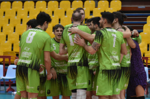 Esulta Garlasco Volley dopo la vittoria 