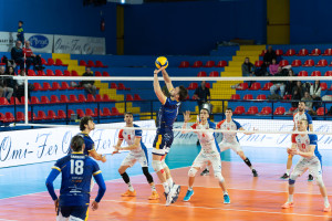 Cottarelli in palleggio