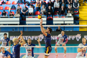 Cottarelli in palleggio