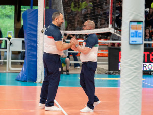 Saluto tra gli arbitri