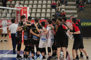 Cucine Lube Civitanova esulta dopo la vittoria contro Consar Ravenna