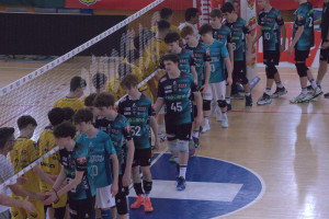 Il saluto finale tra Emmeti Clima Modena e Kioene Padova