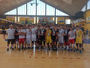 Sir Susa Vim Perugia e Consar Ravenna insieme a fine gara