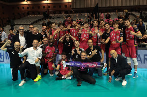 I giocatori di Porto Viro esultano a fine partita