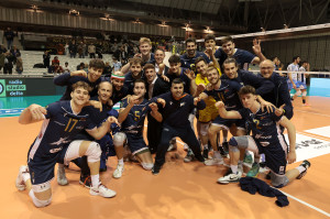 I giocatori di Ravenna esultano a fine partita