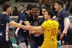 I giocatori della Consar esultano