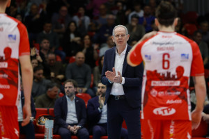 Coach Ljubo applaude