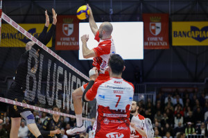 Primo tempo di Galassi
