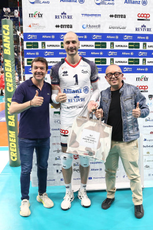 KAZIYSKI MVP