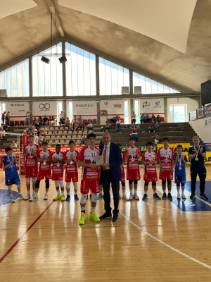 Giovanni Braghieri, capitano di Piacenza, premiato da Massimo Righi