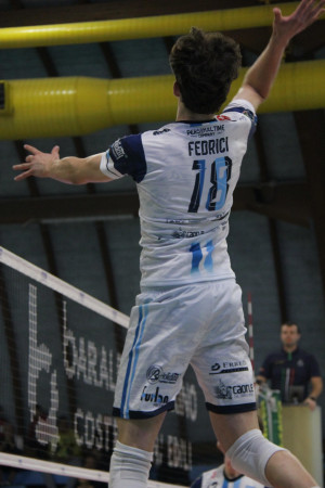 Fedrici attacca