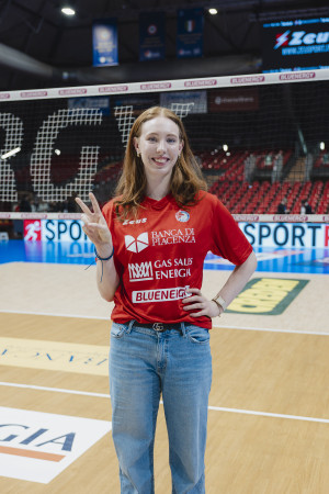 Júlia Bergmann in visita a Piacenza