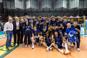 La Consar esulta a fine partita