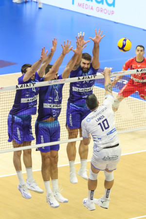 Lanza attacco