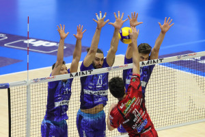 Vero Volley Monza muro