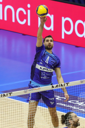 Atanasov attacco