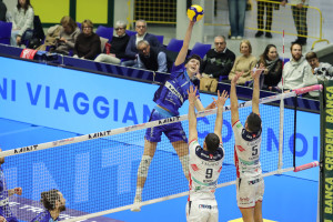 Velichkov attacco