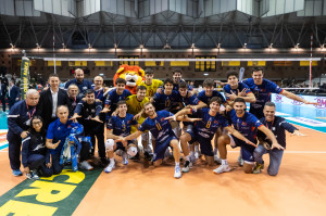 I giocatori della Consar esultano a fine partita