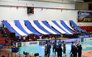 CURVA TIFOSI TUCANI