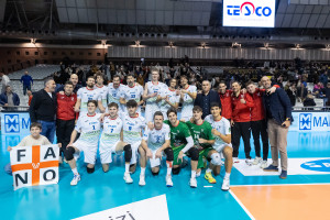 I giocatori di Fano esultano a fine partita