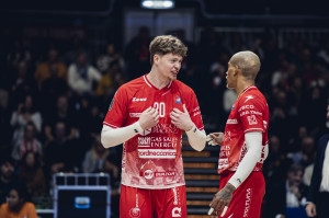 Lukas Bergmann e Miguel Gutierrez.