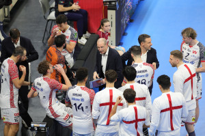 Timeout coach Piazza
