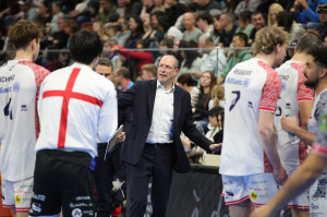 Timeout coach Piazza