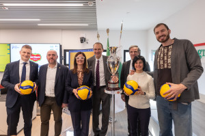 Da sinistra a destra: Massimo Sala, Matteo Ruggeri, Roberta Frisoni, Massimo Righi, Fabio Fistetto, Roberta Li Calzi e Matteo Piano 