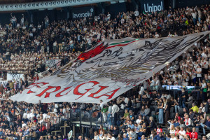 La tifoseria della Sir Susa Scai Perugia all'Unipol Arena
