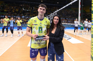 Luca Porro premiato Credem Banca MVP del mese di gennaio