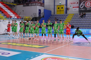 Macerata schierata a inizio gara
