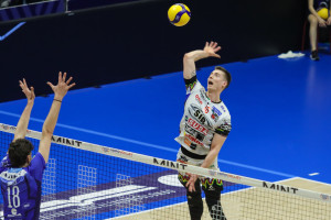 Semeniuk attacco