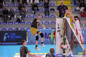 Andonovic sul muro toscano